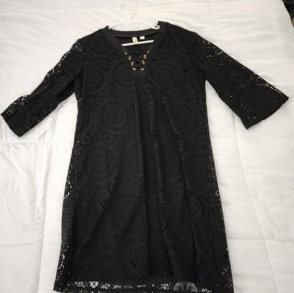 Black lace dress